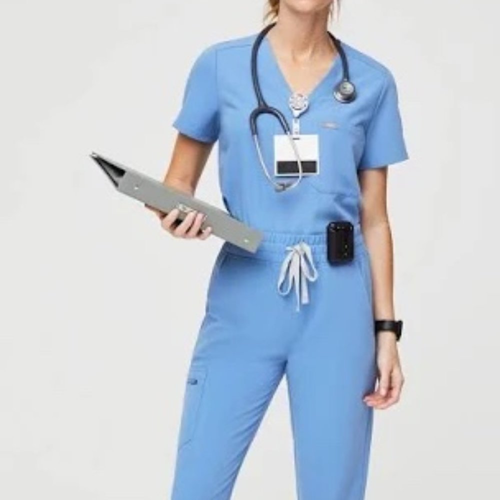 Ceil Blue FIGS scrub set | LIGHTLY WORN – like new! | UNBEATABLE PRICE!
